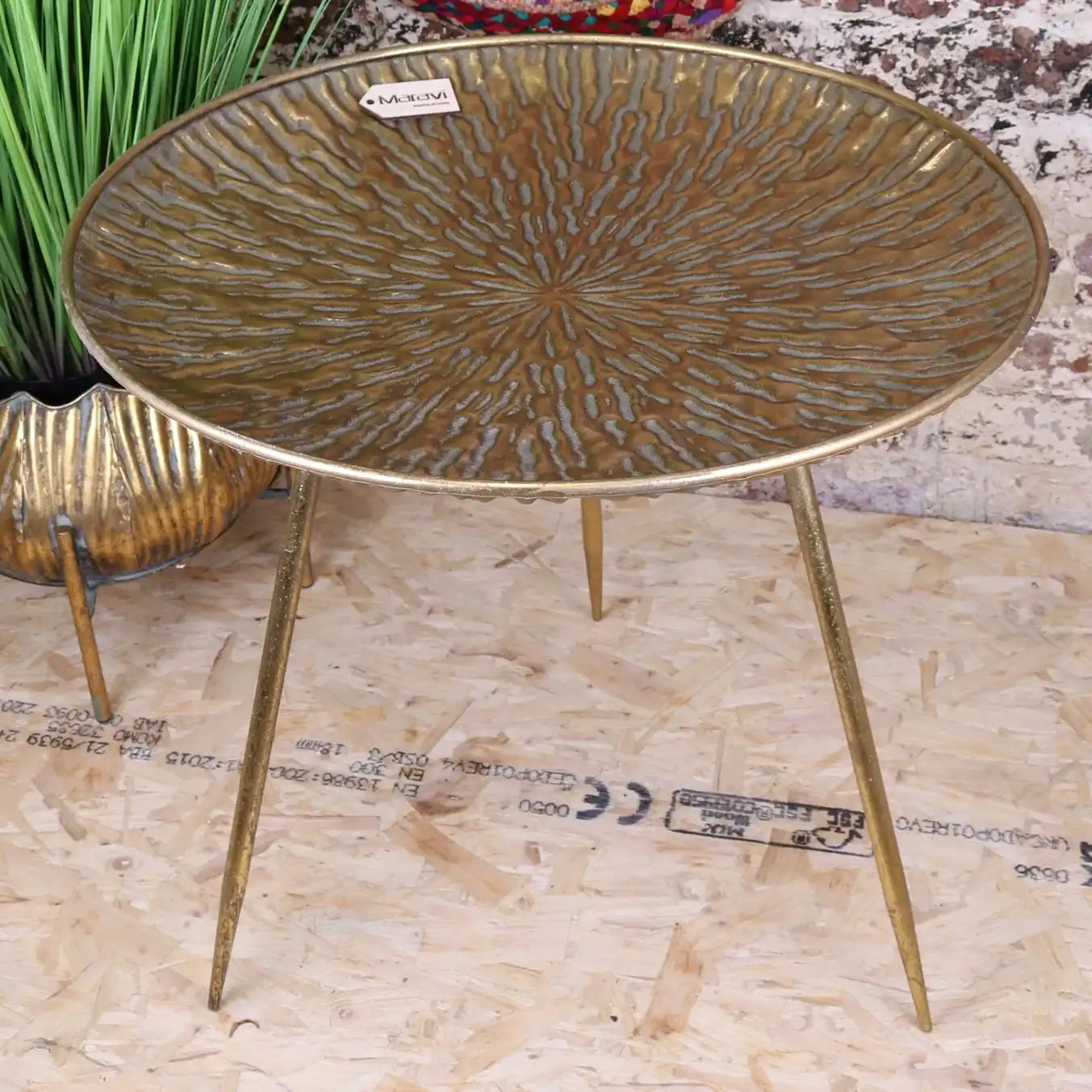 Gold 2024 outdoor table